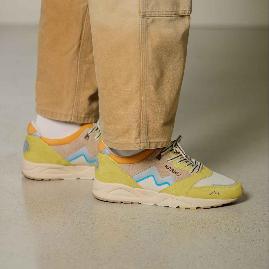 Karhu Aria 95 - Cream Gold / Warm Taupe F803127 | Lifestyle sneaker