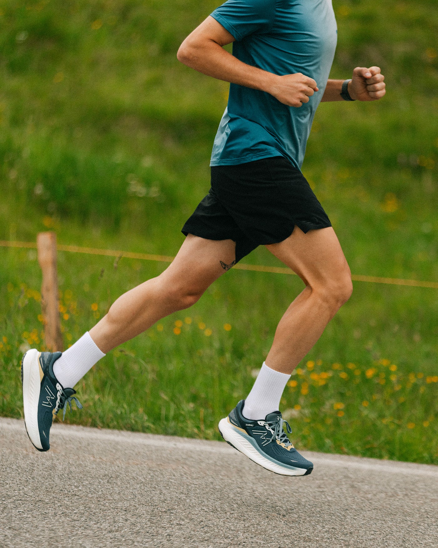 MEN'S MESTARI RUN 2.0 HIVO - VINTAGE INDIGO / BAMBOO