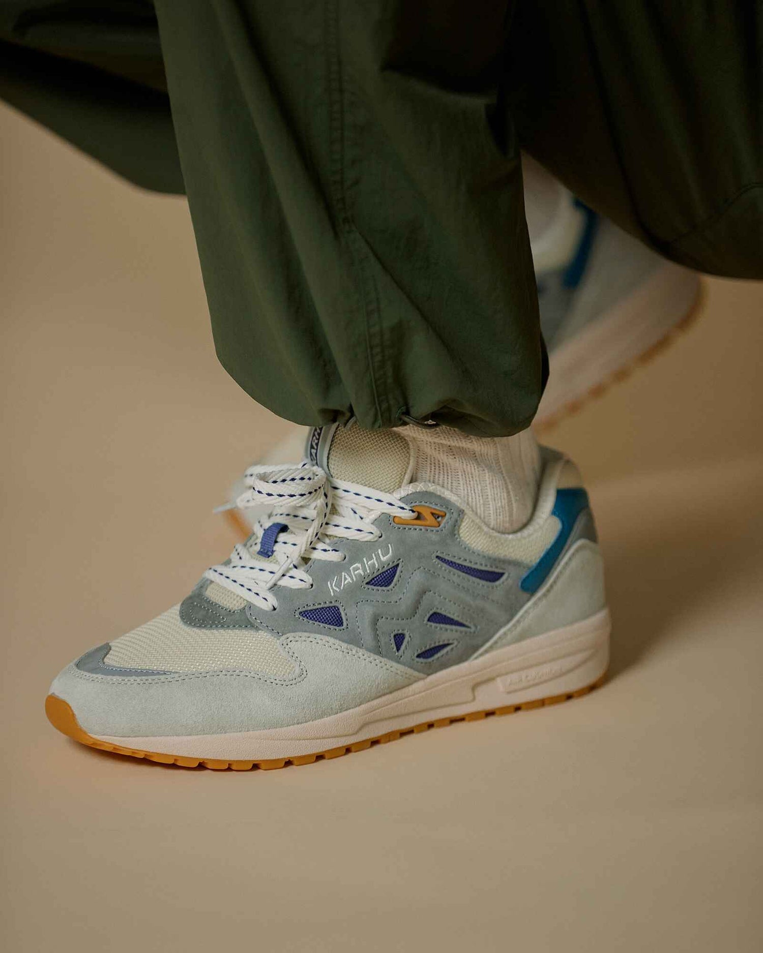 Karhu Legacy 96 Foggy Dew / Skipper Blue F806080 | Lifestyle sneaker