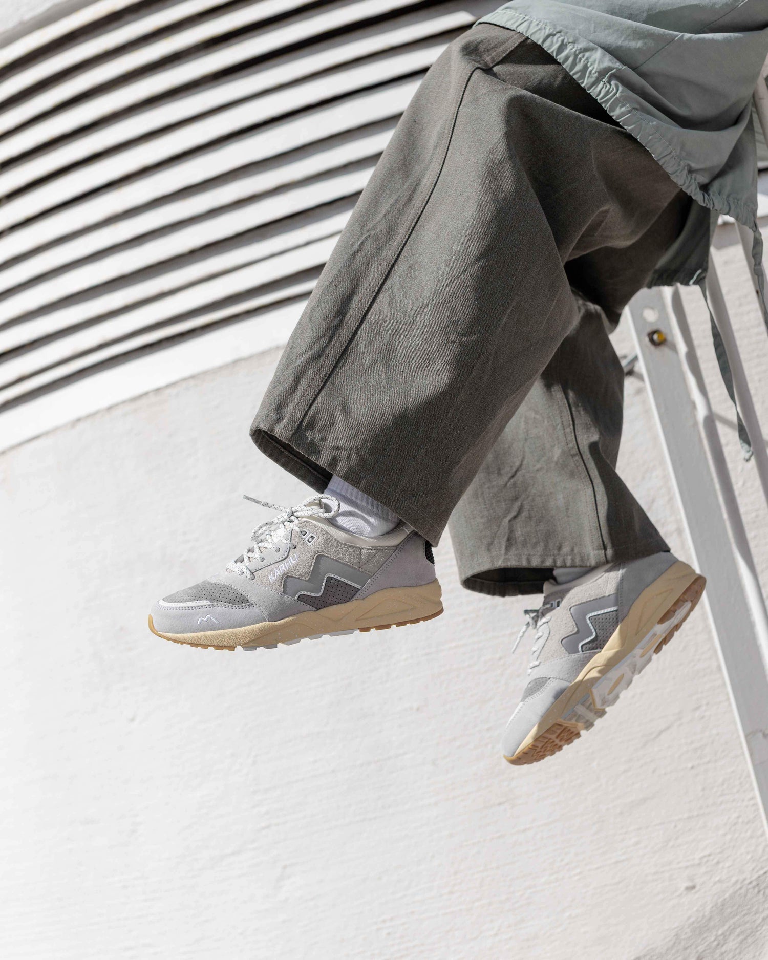 Karhu Aria 95 Lunar Rock / Foggy Dew Lifestyle Sneaker