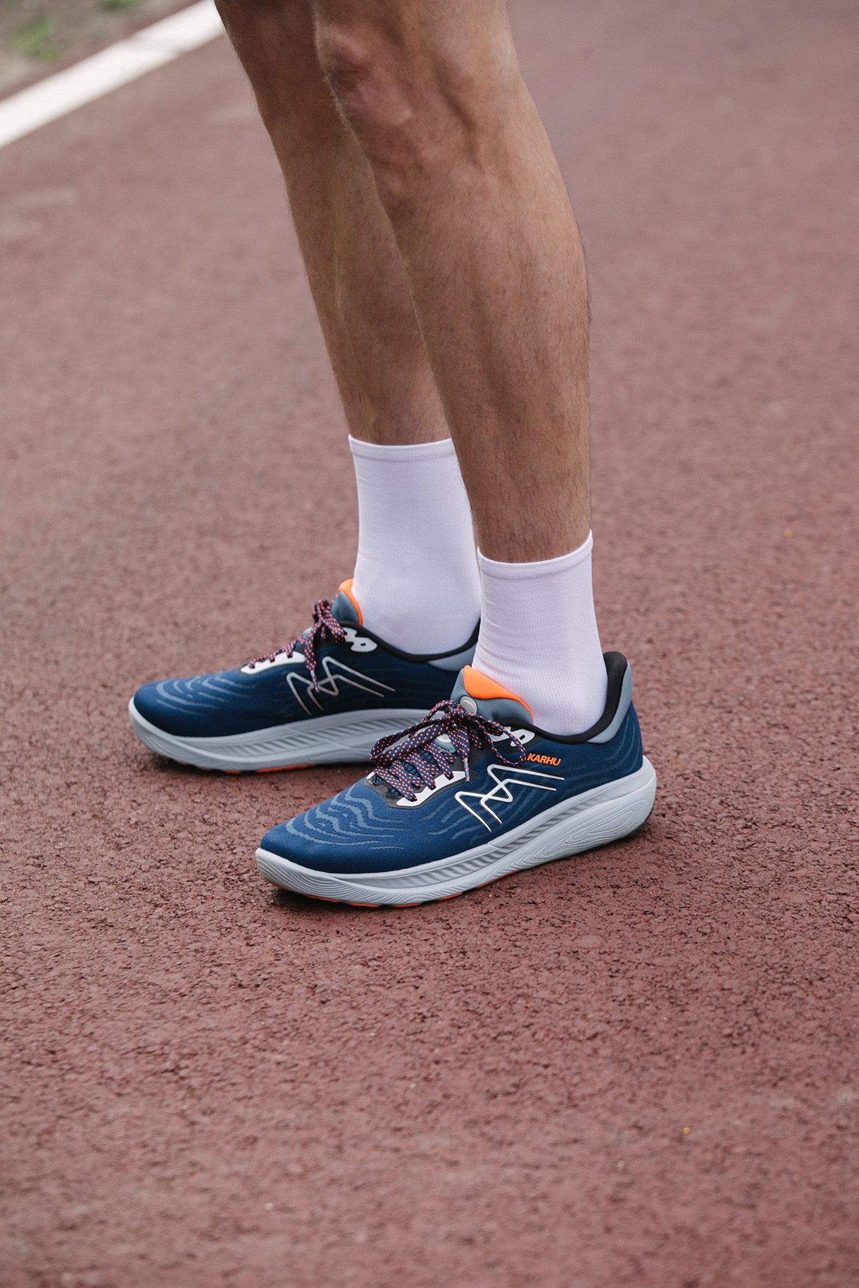 KARHU Men's Ikoni 3.0 - Titan / Shocking Orange | Running Shoe