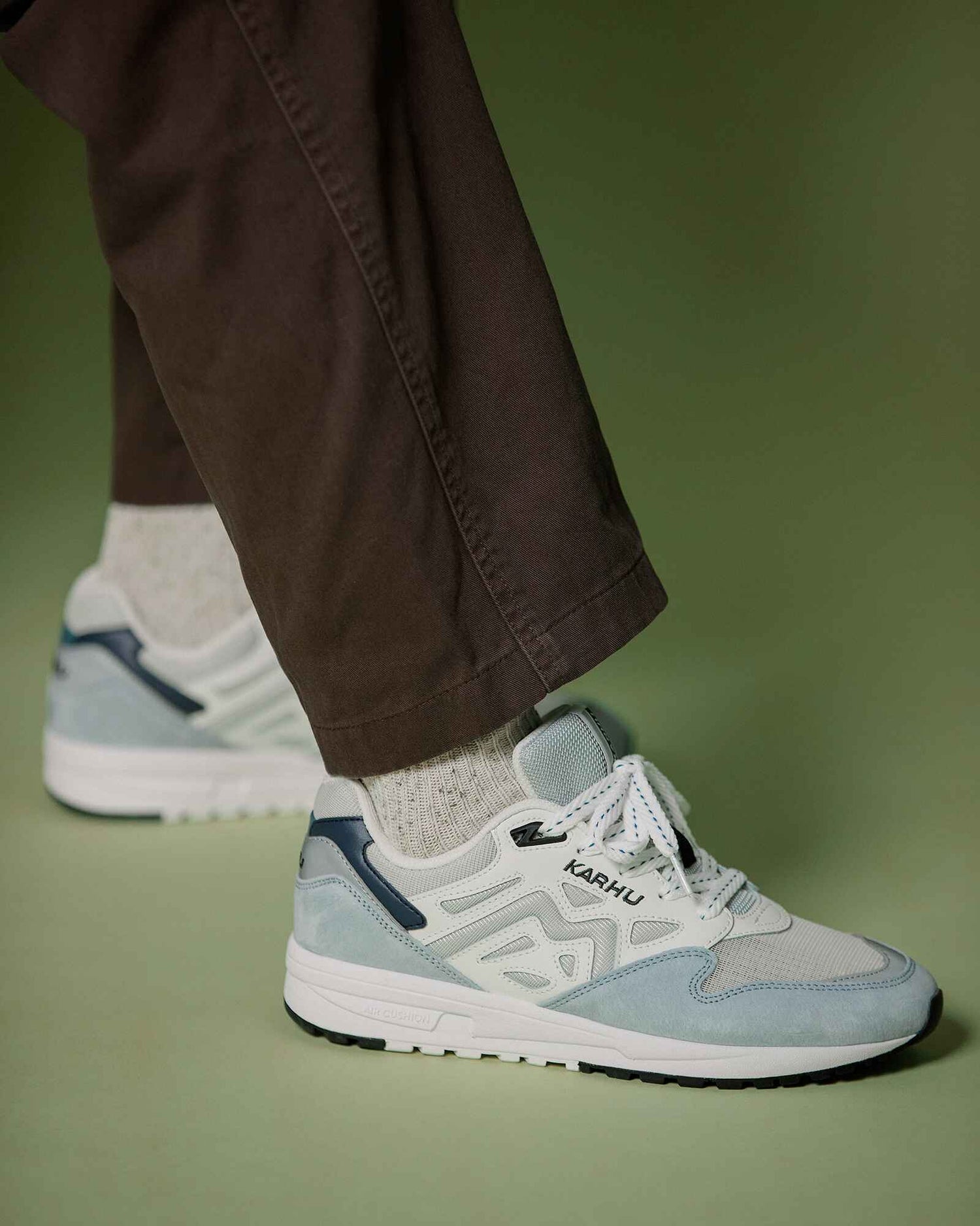 Karhu Legacy 96 - Pearl Blue / Bright White F806082 | Lifestyle sneaker