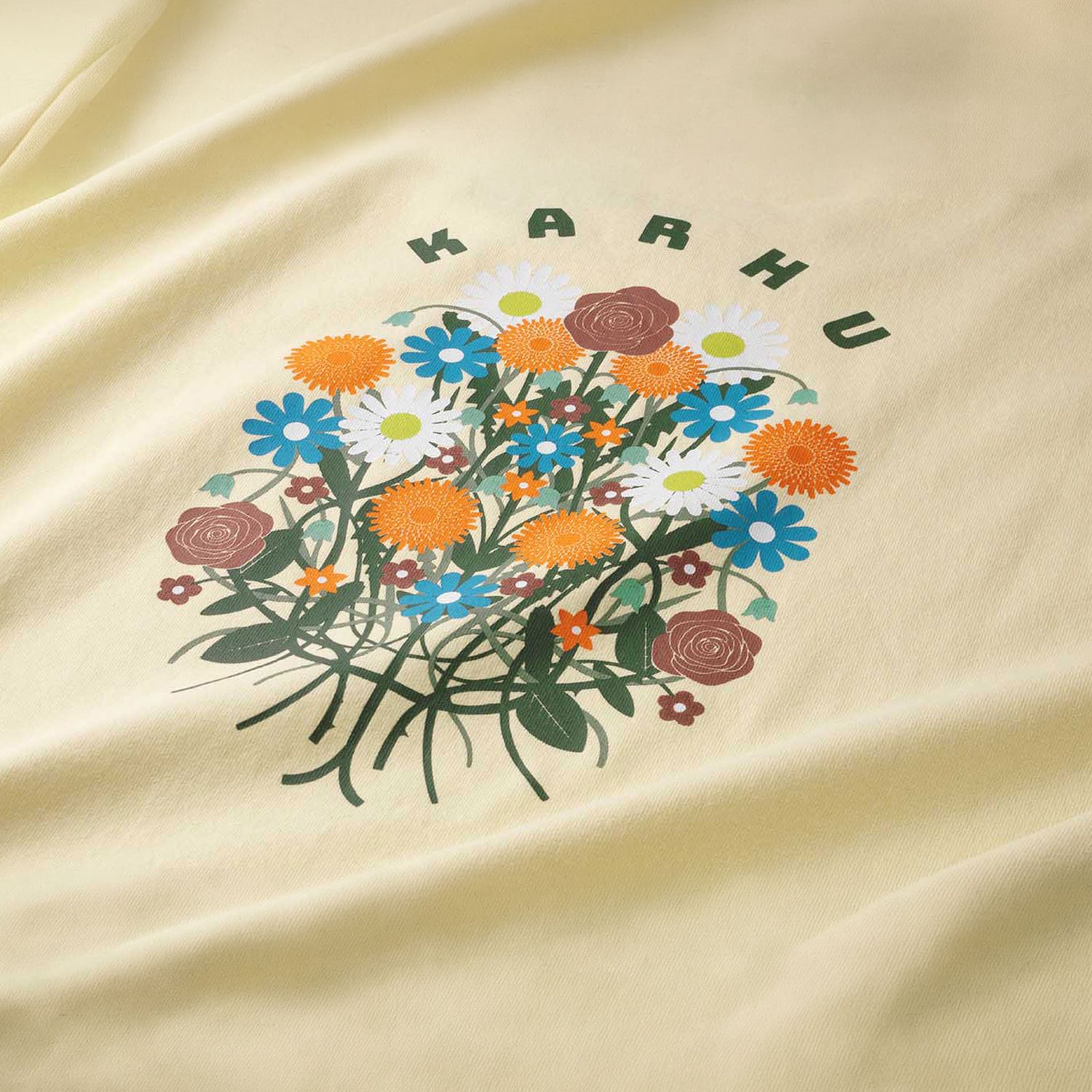 FLOWER BOUQUET T–SHIRT - CHAMOMILE / DOUGLAS FIR