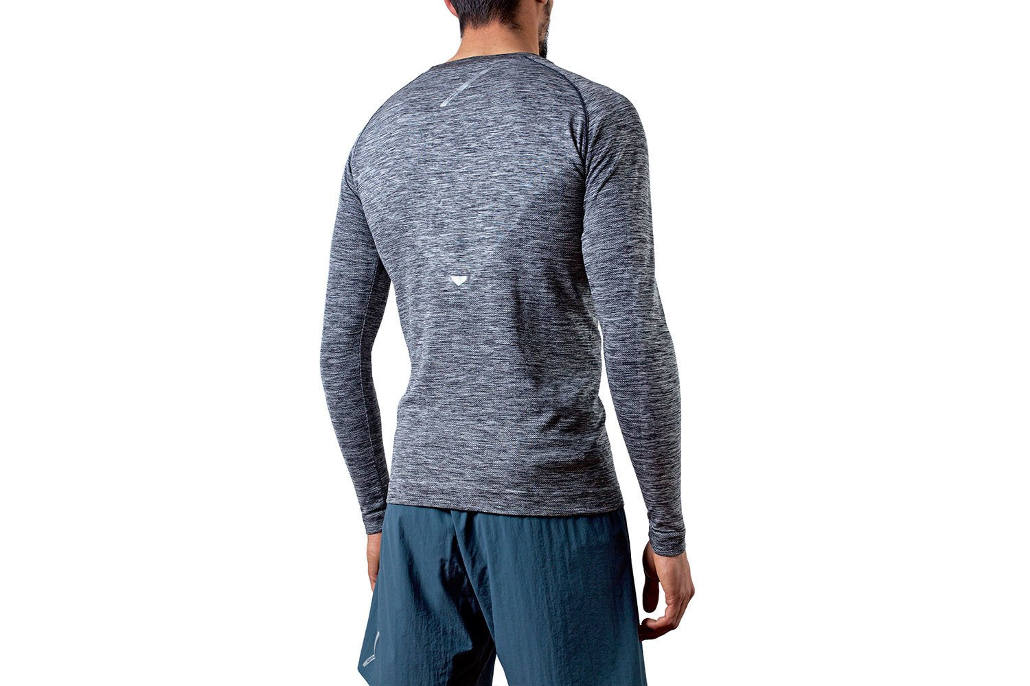 Karhu Fluid Seamless LS Tee back