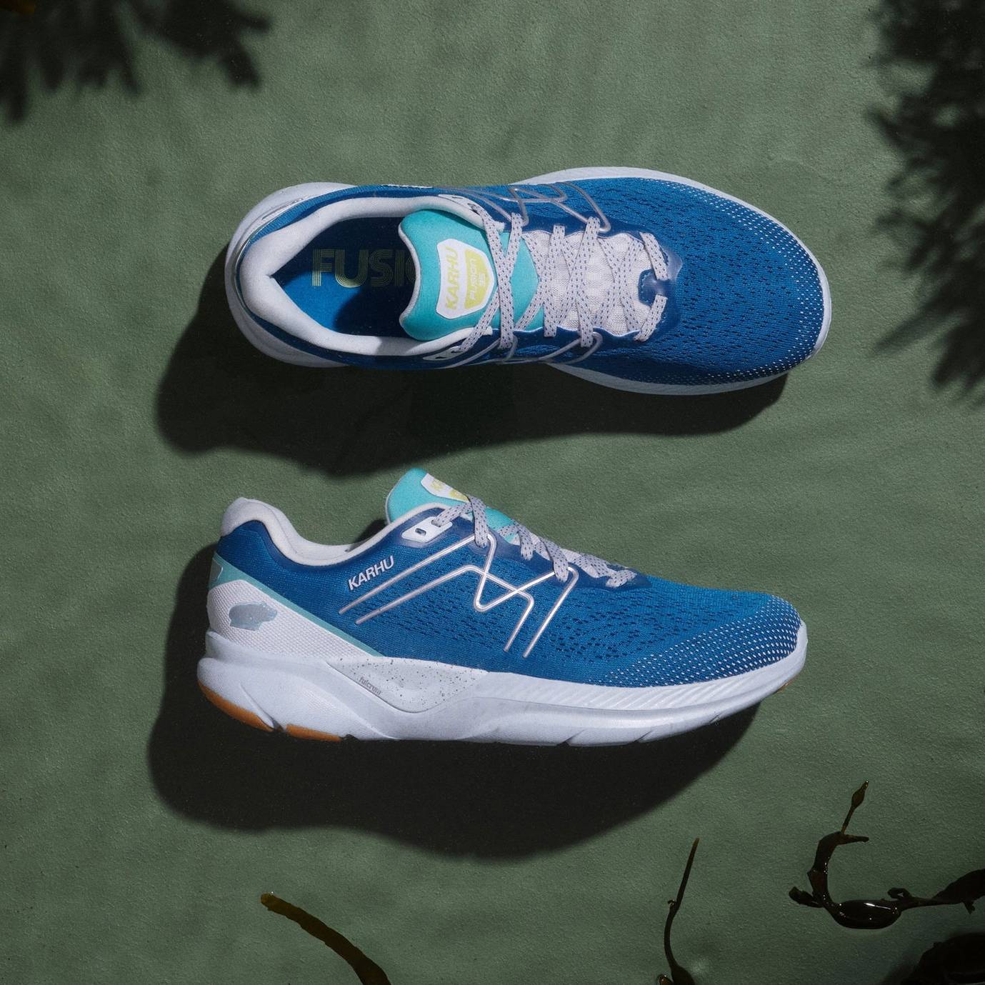 KARHU MEN'S FUSION 3.5 'BALTIC SEA' - CRYSTAL TEAL / POOL BLUE