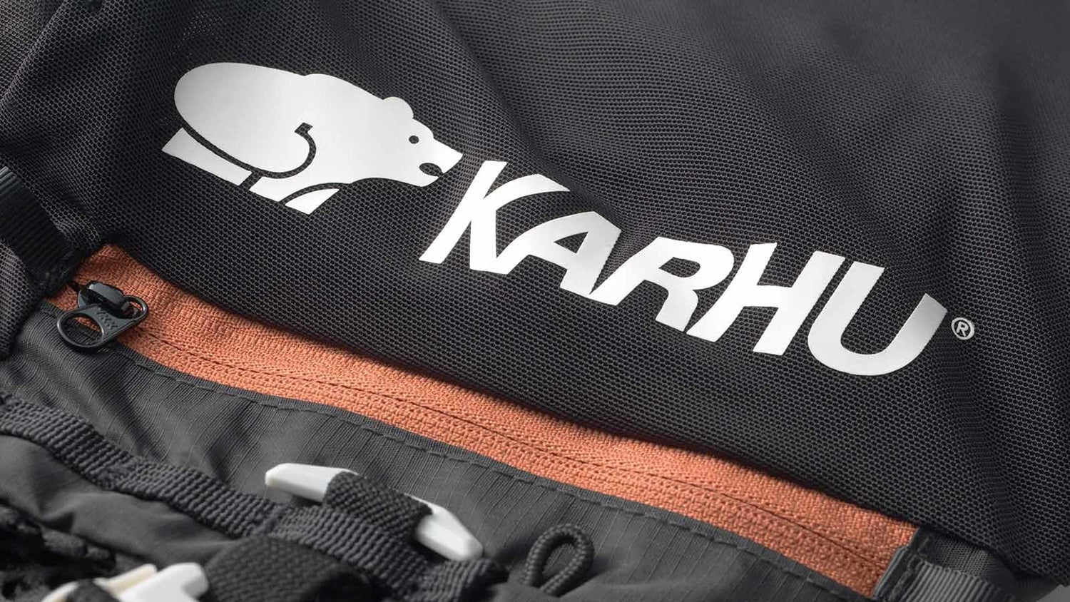 Karhu running vest 5L in black