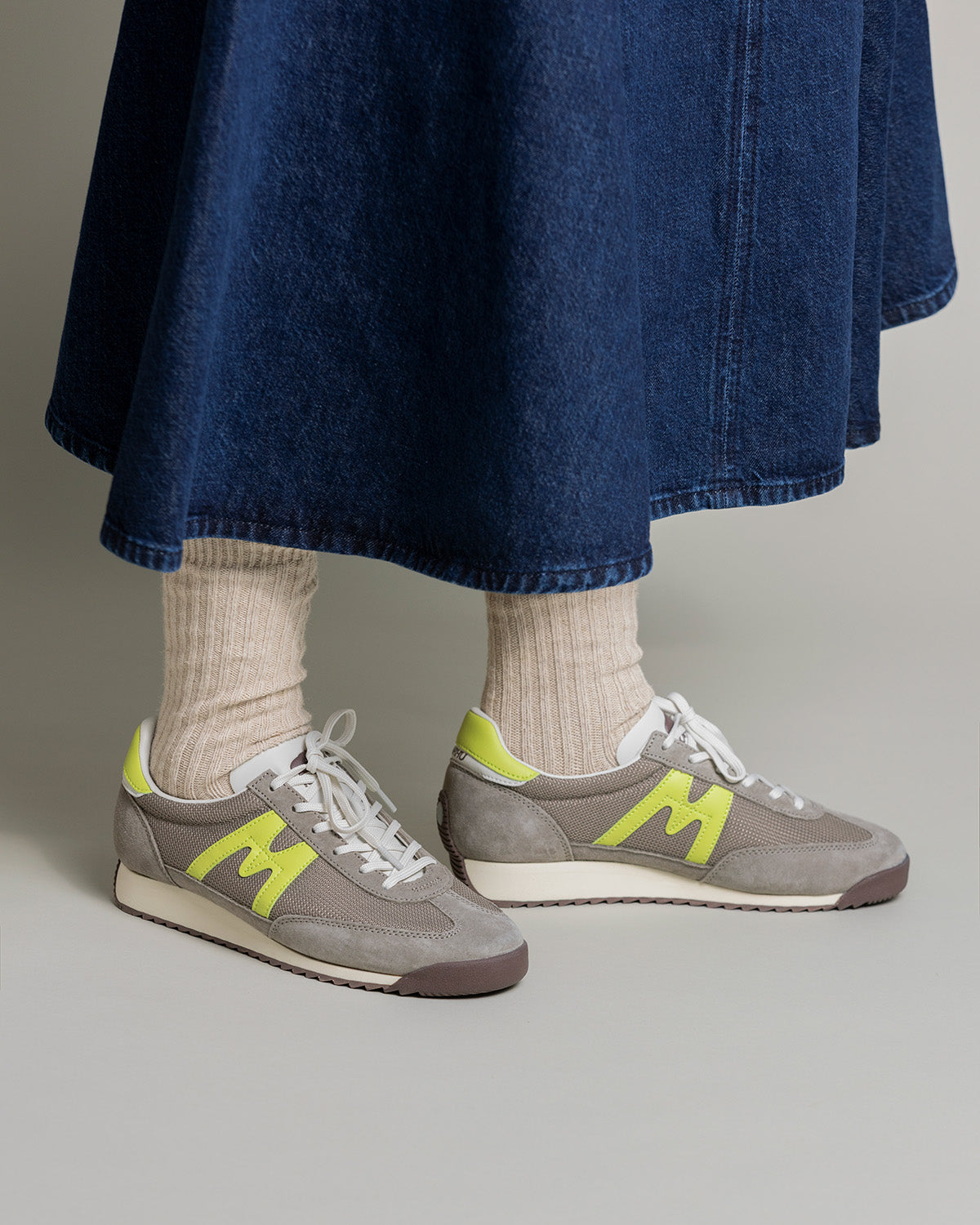MESTARI 76 - DESERT TAUPE / WILD LIME