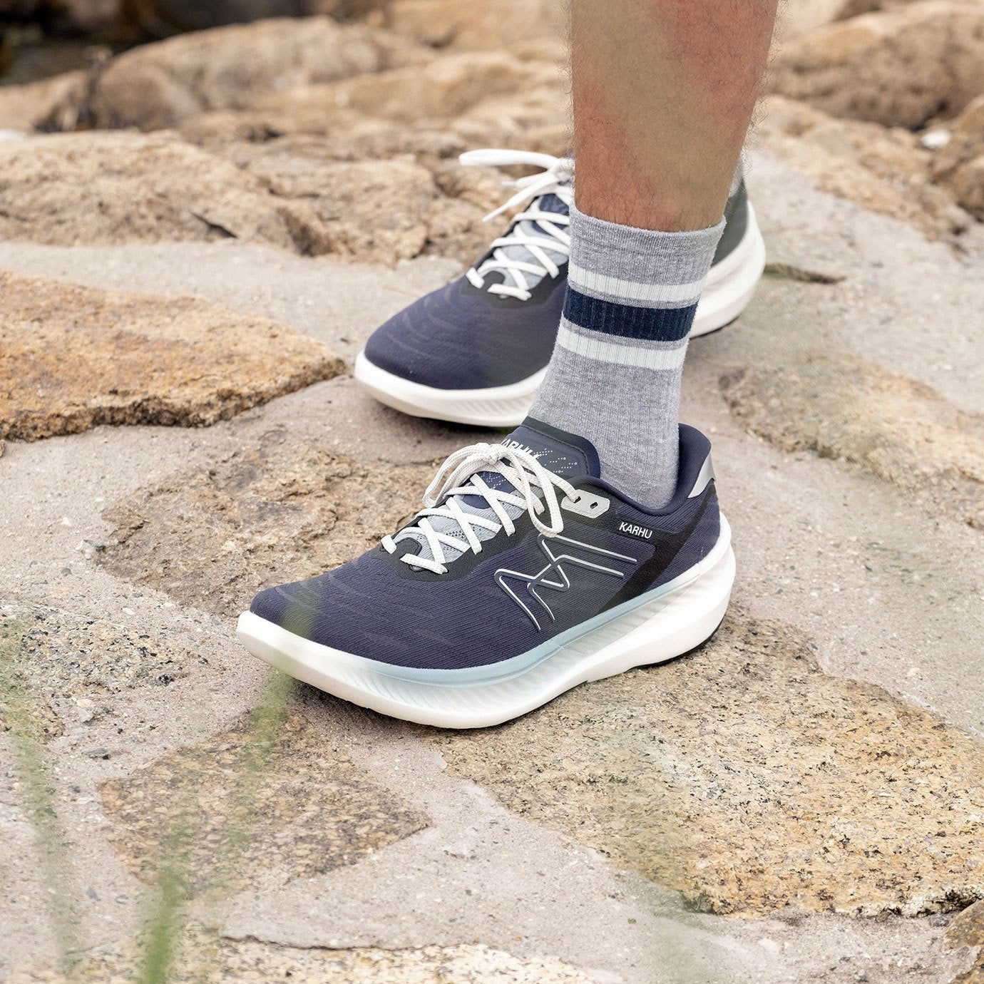 ファッション好き KARHU カルフ フュージョン4.0 イビザブルー/ムードインディゴ
