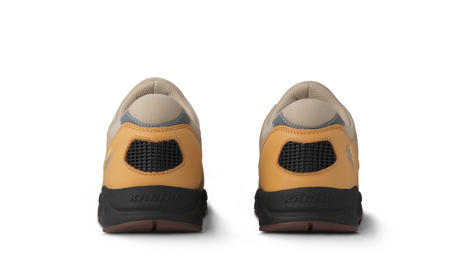 Karhu Aria 95 - Oak buff / white 